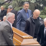 Ντούσαν Ίβκοβιτς: Συγκλονιστικές στιγμές στην κηδεία του «Ντούντα» [ΒΙΝΤΕΟ]