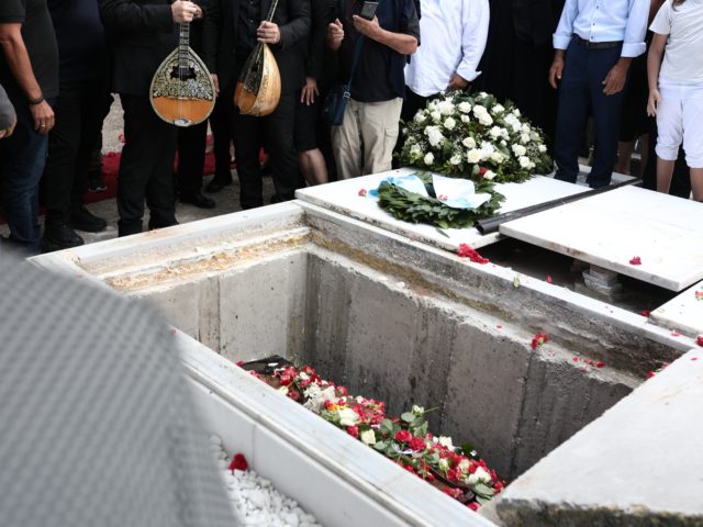 Σε ευχαριστούμε για όλα Μίκη Θεοδωράκη