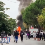 Για τρίτη συνεχόμενη ημέρα επεισόδια στη Θεσσαλονίκη: Ένταση έξω από το ΕΠΑΛ Ευόσμου –  Επιτέθηκαν σε δημοσιογράφους [ΒΙΝΤΕΟ]