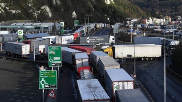 Βρετανία: Προσωρινή βίζα εργασίας σε 5.000 οδηγούς φορτηγών για να αντιμετωπιστούν τα προβλήματα ανεφοδιασμού