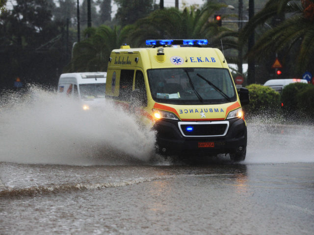 Κακοκαιρία Adel: Ποτάμια οι δρόμοι στην Αττική