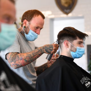 Νέα Μέτρα: Από σήμερα μάσκες παντού. Τι ισχύει για τις επόμενες μέρες.