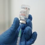 H Moderna ετοιμάζει ενισχυτική δόση εμβολίου που θα καλύπτει και την Όμικρον