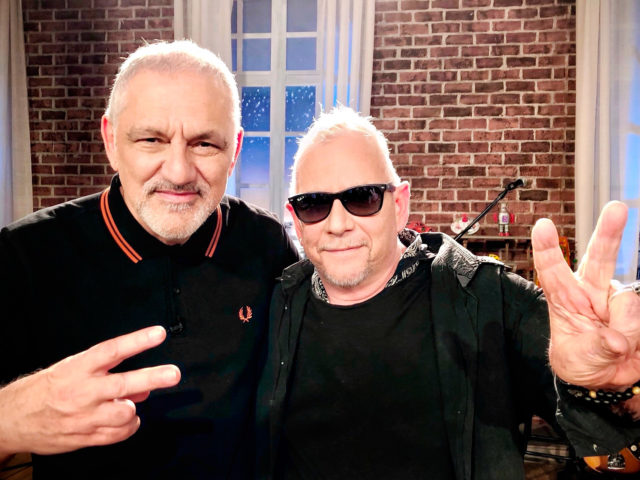 Eric Burdon διάλεξε: μπύρα από το Newcastle ή τσίπουρο; «Τσίπουρο!»