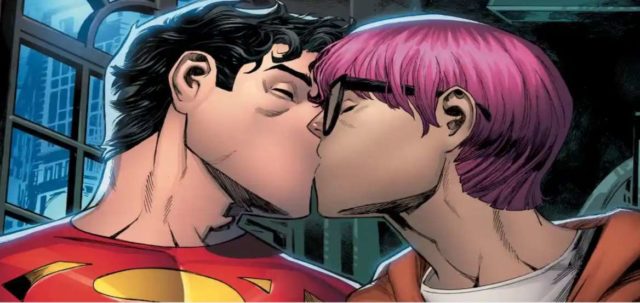 Ο Superman κάνει coming out ως bisexual