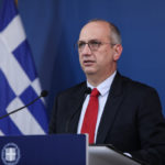 Δεν αποκλείει παρακολούθηση υπουργών από την ΕΥΠ ο Οικονόμου