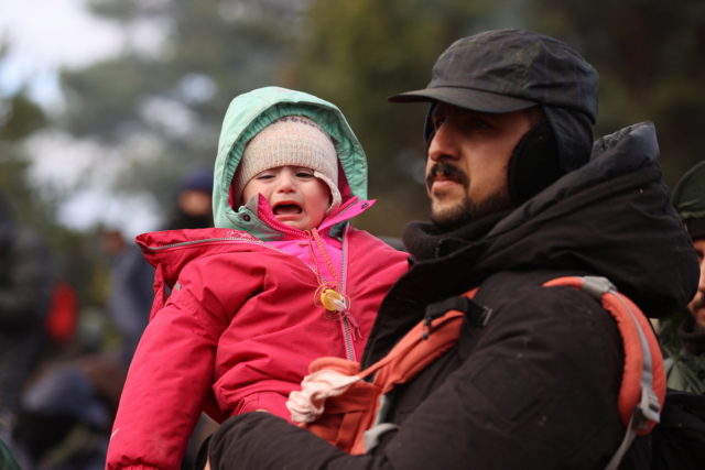 Λευκορωσία – Πολωνία: «Δεν θα σας αναγκάσουμε να επιστρέψετε στις χώρες σας», λέει ο Λουκασένκο στους πρόσφυγες στα σύνορα