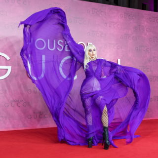 Ο Οίκος Gucci είναι η κινηματογραφική σαπουνόπερα που αξίζει σε μια σταρ σαν την Lady Gaga