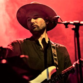 Ο Monolink μας κρέμασε κυριολεκτικά στα κάγκελα, στην πρώτη του αθηναϊκή εμφάνιση