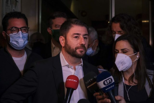 Νίκος Ανδρουλάκης: «Fake news» οι κατηγορίες του Γιώργου Παπανδρέου