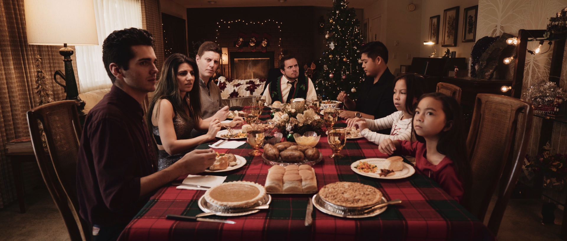 Σε αγχώνουν οι οικογενειακές μαζώξεις; Σου έχουμε τον απόλυτο οδηγό