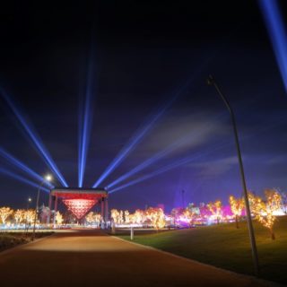 Ζήστε την απόλυτη ατμόσφαιρα των Χριστουγέννων στο Ellinikon Experience Park