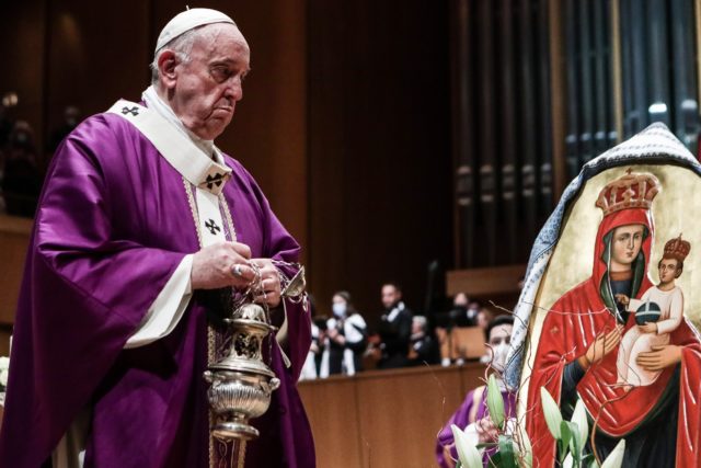 Πάπας Φραγκίσκος: Το προσφυγικό ζήτημα είναι μια κρίση που μας αφορά όλους