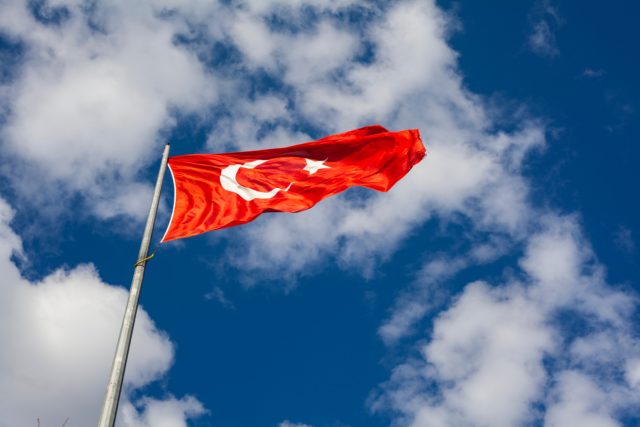 Τουρκία: Σε νέο χαμηλό επίπεδο η λίρα