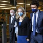 Υπόθεση Theranos: Ένοχη για απάτη η Ελίζαμπεθ Χολμς