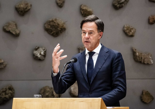 Ολλανδία: Γυναίκες θα αναλάβουν σχεδόν τα μισά υπουργεία της νέας κυβέρνησης