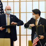 ΗΠΑ και Ιαπωνία ενισχύουν την αμυντική τους συνεργασία, προκαλώντας την αντίδραση της Κίνας