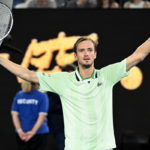 Australian Open: Έξαλλος ο Μεντβέντεφ με τον πατέρα του Στέφανου Τσιτσιπά [ΒΙΝΤΕΟ]