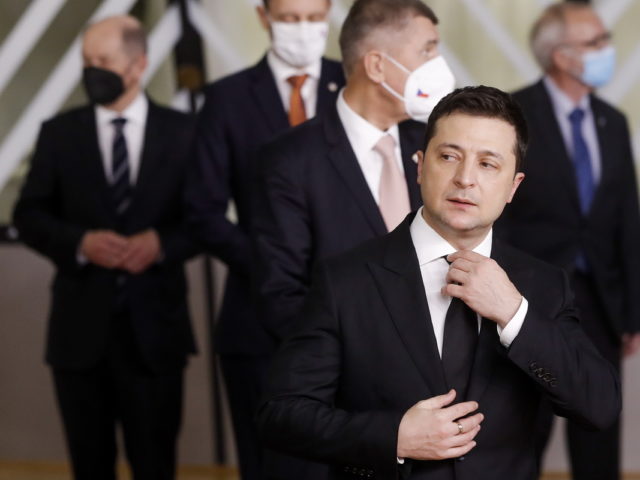 Πόλεμος στην Ουκρανία: «Δίνουμε όπλα σε όσους θέλουν να πολεμήσουν κατά της Ρωσίας», δηλώνει ο Ζελένσκι