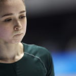 Πεκίνο 2022: Το θετικό δείγμα μπορεί να οφείλεται στα φάρμακα του παππού της, υποστηρίζει η Βαλίεβα