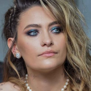 Η κόρη του Michael Jackson, Paris, κυκλοφόρησε το EP, The Lost και δεν έχει καμία σχέση με ό,τι φαντάζεσαι