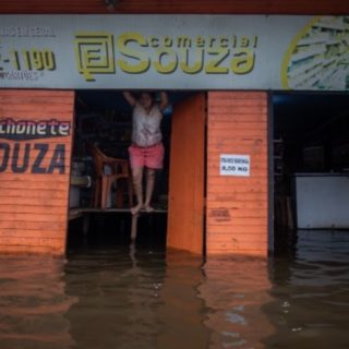 Βραζιλία: Στους 176 αυξήθηκαν οι νεκροί από τις κατολισθήσεις και τις πλημμύρες