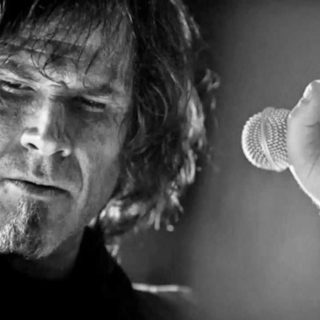 Ο κόσμος αποχαιρετά τον Mark Lanegan