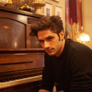 Γιάννης Νιάρρος: «Οι άνθρωποι με ενσυναίσθηση δεν μπορούν να είναι πραγματικά ευτυχισμένοι»