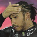 «Δεν καταλαβαίνω γιατί όταν οι άνθρωποι παντρεύονται, η γυναίκα χάνει το επίθετό της»