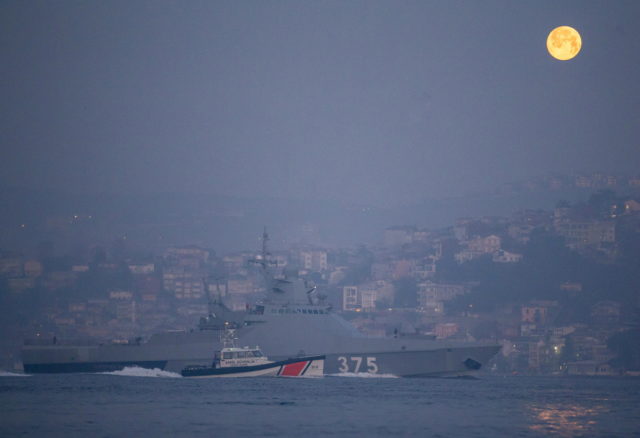 Τουρκία: Κλείνουν ο Βόσπορος και τα Δαρδανέλια για πολεμικά πλοία