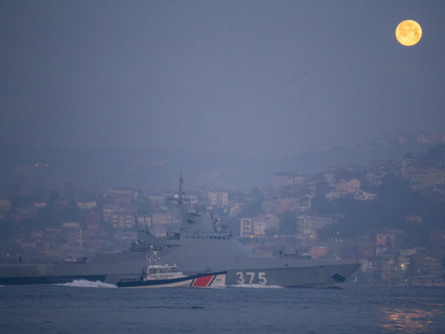 Τουρκία: Κλείνουν ο Βόσπορος και τα Δαρδανέλια για πολεμικά πλοία