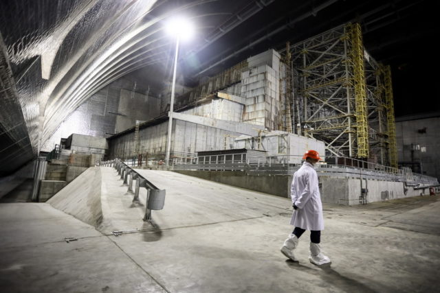 Φόβοι για διαρροή ραδιενεργών ουσιών στο Τσερνόμπιλ – Έχει διακοπεί η ηλεκτροδότησή του