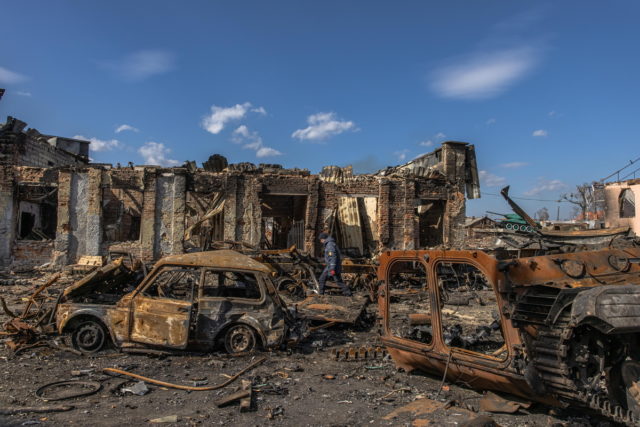 Πόλεμος στην Ουκρανία: Απόσυρση δυνάμεων από το Τσερνόμπιλ ζητά το Κίεβο