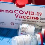 Η Moderna υπέβαλε αίτημα για έγκριση 2ης αναμνηστικής δόσης για όλους τους ενήλικες