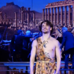 Πολούνιν: Ακύρωσε παράσταση στο Μιλάνο