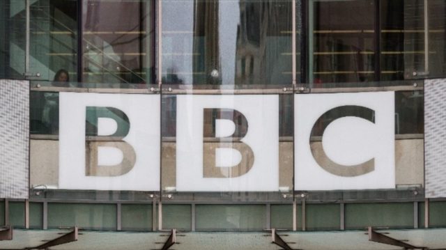 Η Ρωσία απαγόρευσε τη ρωσική υπηρεσία του BBC και του Radio Liberty (RIA)