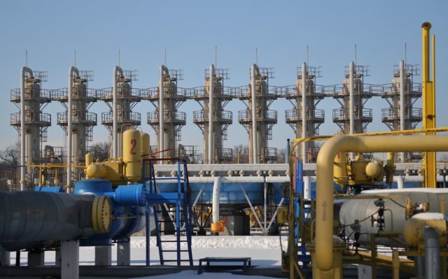 Financial Times: Ενεργειακοί κολοσσοί της Ευρώπης ετοιμάζονται για πληρωμές αερίου με ρούβλια