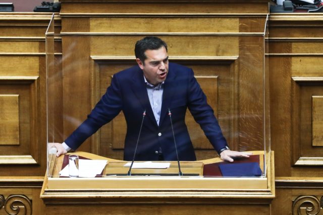 Τροπολογία ΣΥΡΙΖΑ για μη πληρωμή της ρήτρας αναπροσαρμογής στο ρεύμα