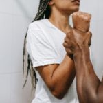 Κρήτη: Άνδρας ξυλοκόπησε μέχρι λιποθυμίας τη σύζυγό του