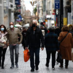 «Πρεμιέρα» σήμερα για το εορταστικό ωράριο