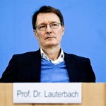 Γερμανία: Αρνητές του κορωνοϊού σχεδίαζαν την απαγωγή του υπουργού Υγείας και την ανατροπή του πολιτεύματος