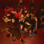 Φορέστε τα πιο αστραφτερά σας για το πρώτο ball του Onassis Culture και της Lea Ninja