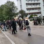 Επίθεση με χημικά και κρότου λάμψης από τα ΜΑΤ σε φοιτητές του ΑΠΘ [ΒΙΝΤΕΟ]