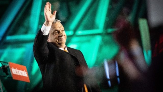 Ο εθνικιστής Βίκτορ Ορμπάν κέρδισε για τέταρτη φορά τις εκλογές