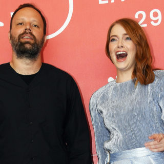 Η Έμμα Στόουν στην Αθήνα για την πρεμιέρα της νέας ταινίας του Γιώργου Λάνθιμου