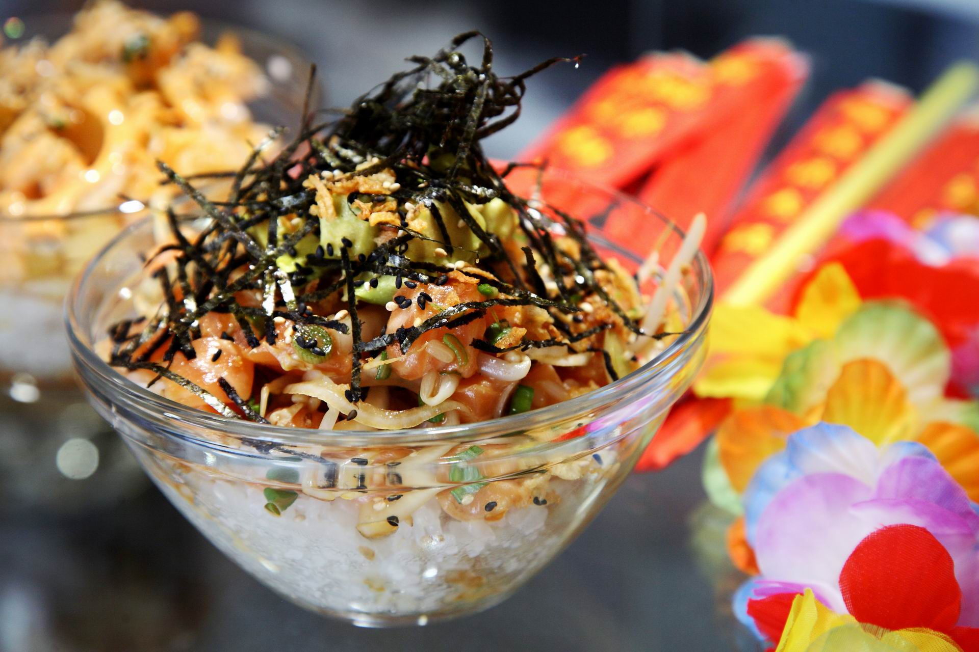 Poké Hawaiian Sushi