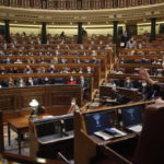 Ισπανία: Η κάτω βουλή ενέκρινε νομοσχέδιο που χαρακτηρίζει βιασμό οποιαδήποτε σεξουαλική πράξη χωρίς συναίνεση