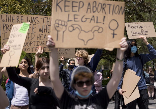 Ήττα των Δημοκρατικών στη Γερουσία στο θέμα της προστασίας των αμβλώσεων