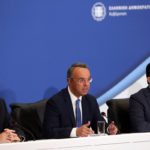 Μέτρα στήριξης: 250 ευρώ σε 2,3 εκατ. πολίτες και επίδομα θέρμανσης 350 ευρώ