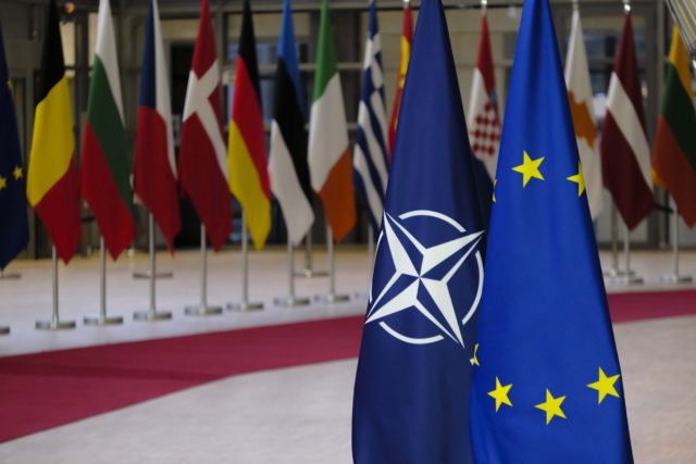 Η Σουηδία καταθέτει επίσημα αίτημα για την ένταξή της στο ΝΑΤΟ